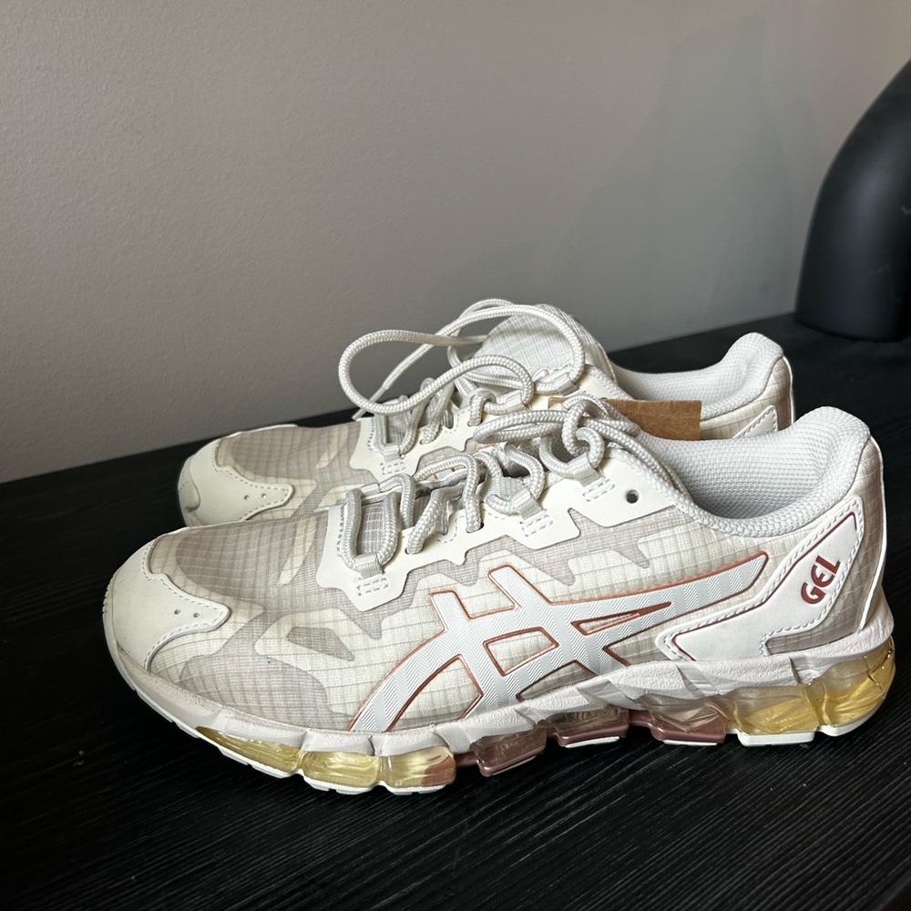 ASICS Women's GEL-QUANTUM 360